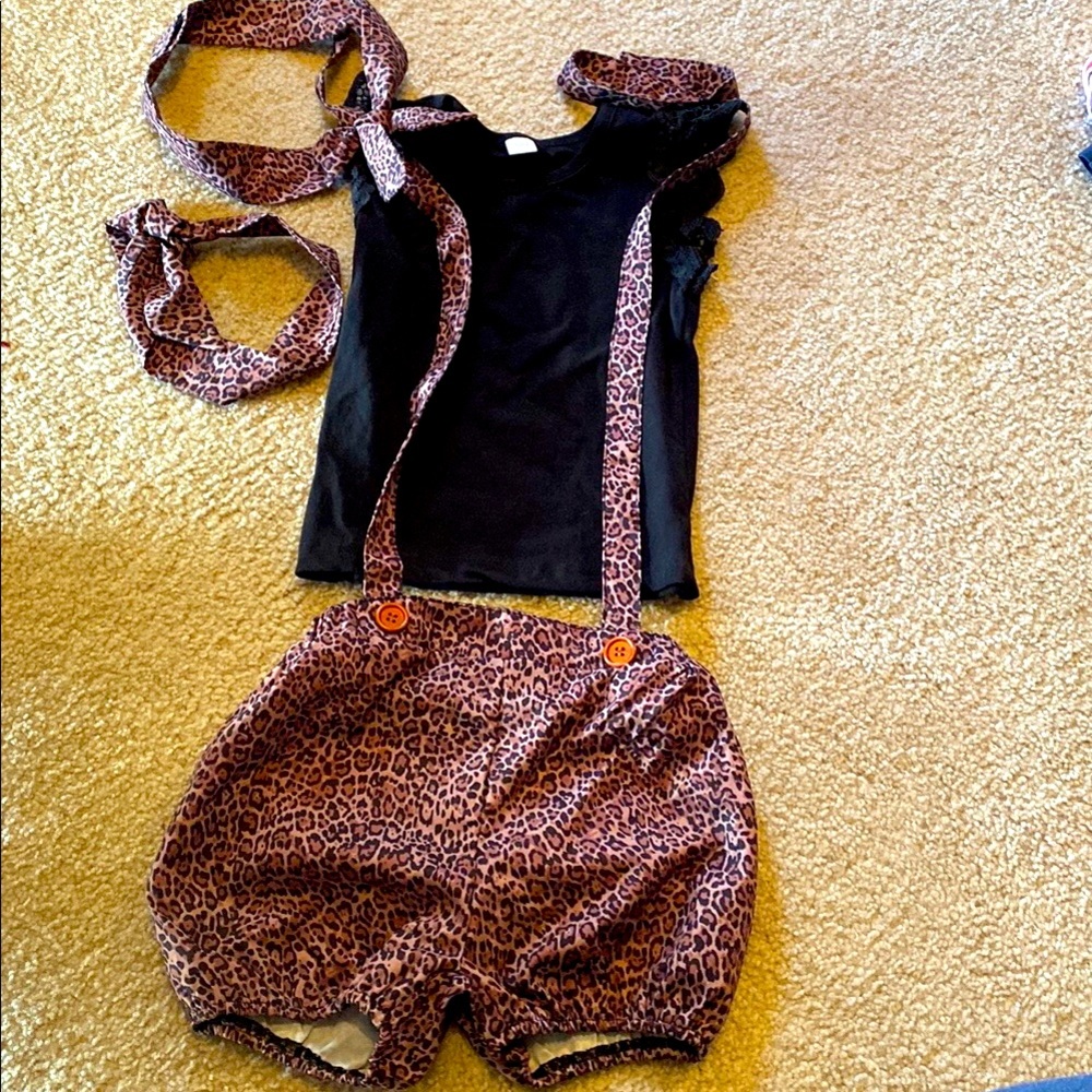 2T NWT Set